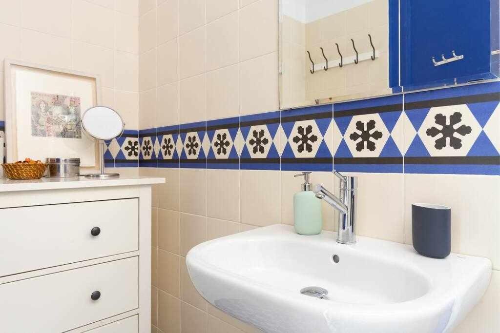 Apartament Cal Mateu 11 Huespedes Sagrada Familia Barcelona Zewnętrze zdjęcie