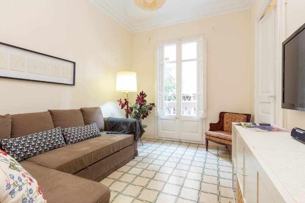 Apartament Cal Mateu 11 Huespedes Sagrada Familia Barcelona Zewnętrze zdjęcie