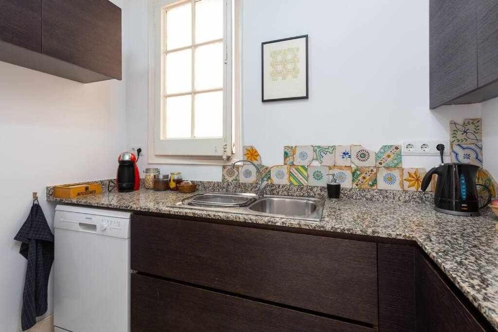 Apartament Cal Mateu 11 Huespedes Sagrada Familia Barcelona Zewnętrze zdjęcie